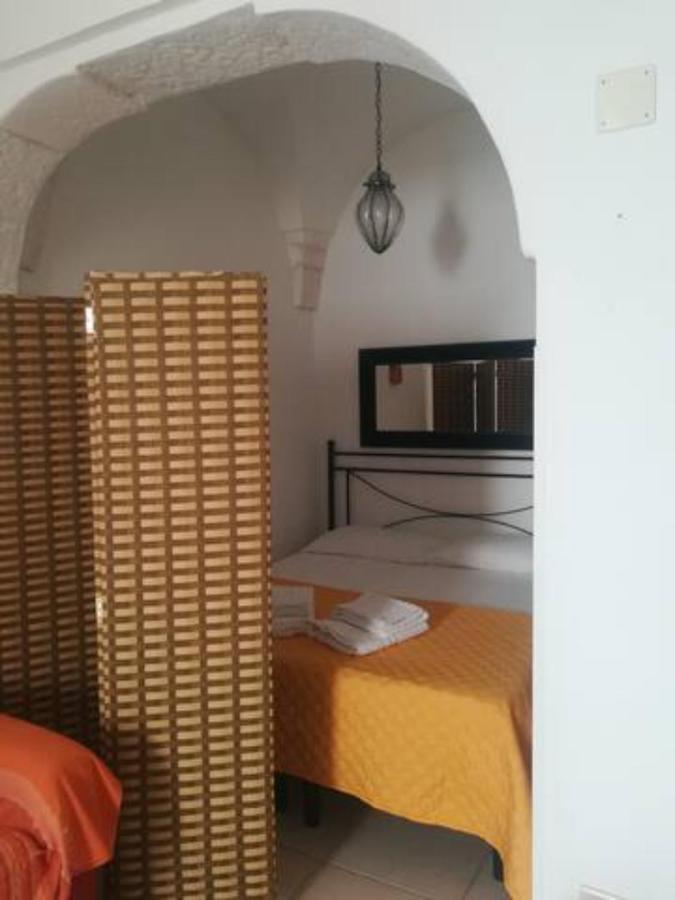 Vico Anglani Guest House 오스투니 외부 사진