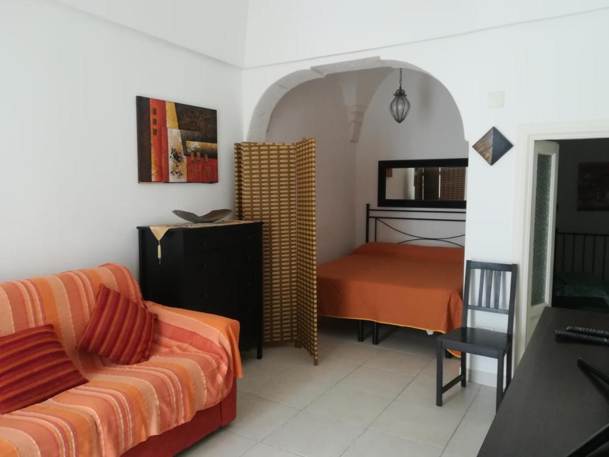 Vico Anglani Guest House 오스투니 외부 사진